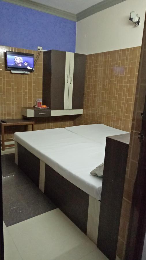 Hotel Mim Park Kumbakonam Eksteriør billede