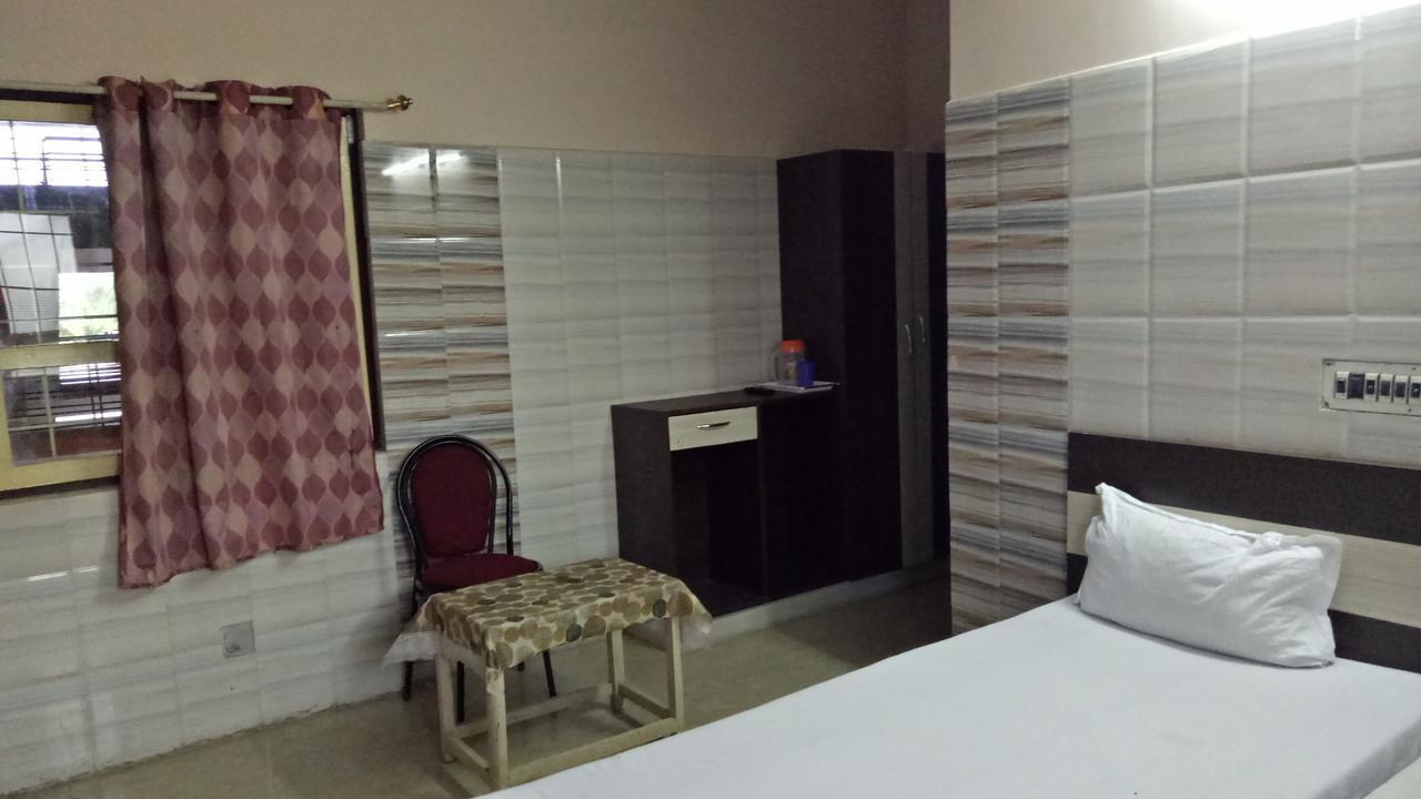 Hotel Mim Park Kumbakonam Eksteriør billede